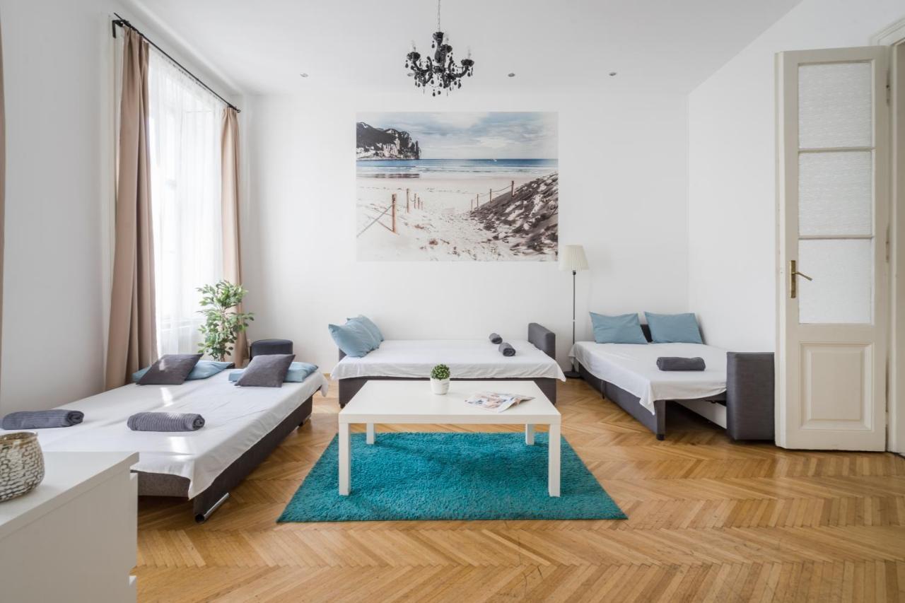 Real Apartments Vadasz Budapest Exteriör bild